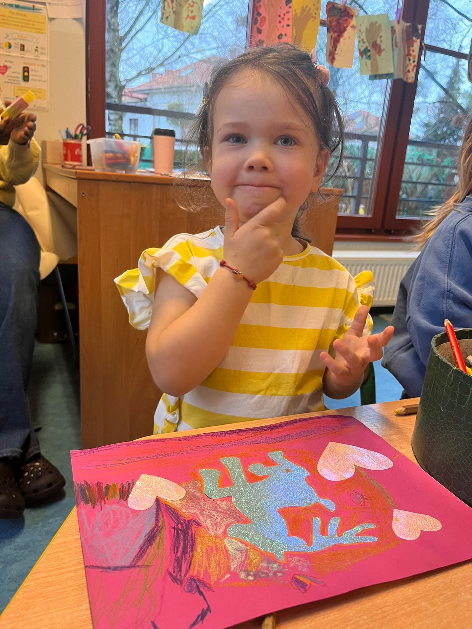 Tworzenie prac plastycznych według własnego pomysłu jest niezwykle ważne w rozwo…