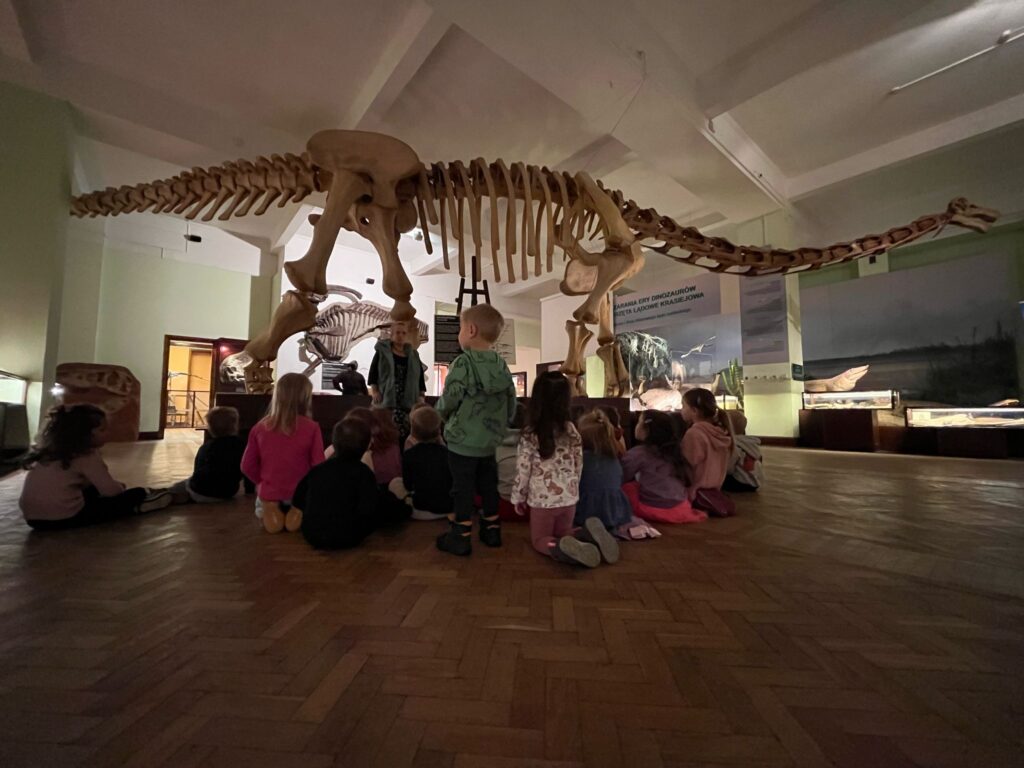 W świecie dinozaurów...