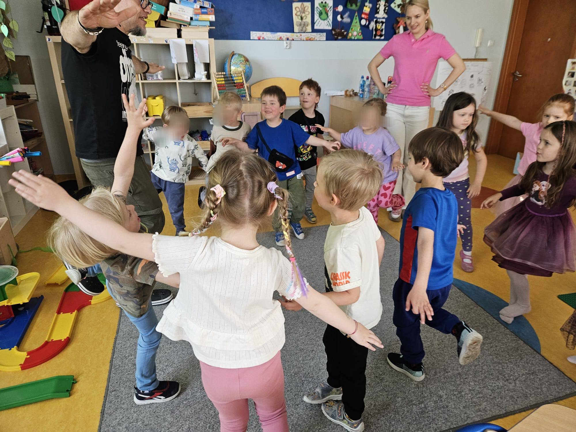 Dzis Jezyki rozpoczely temat kosmosu Wstepem bylo zapoznani