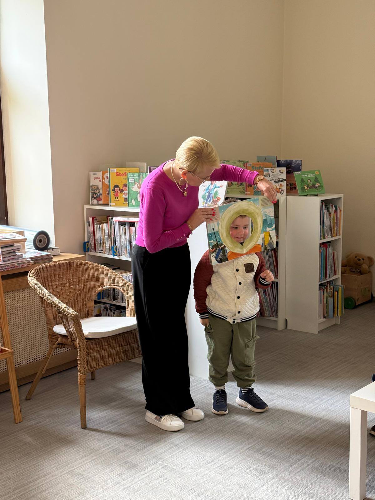 Home 4 Magiczny swiat ksiazek Dzisiejsza lekcja biblioteczna Jezyko