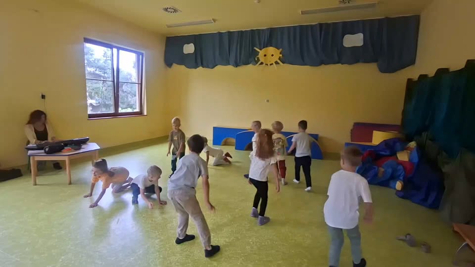 Home 6 Zajęcia Rytmiki